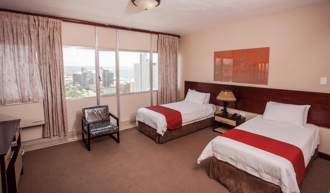 โคสต์แลนด์ เดอร์บัน เซลฟ์ แคเตอริง ฮฮลิเดย์ อพาร์ตเมนต์ เดอร์บัน ซีบีดี Aparthotel ภายนอก รูปภาพ