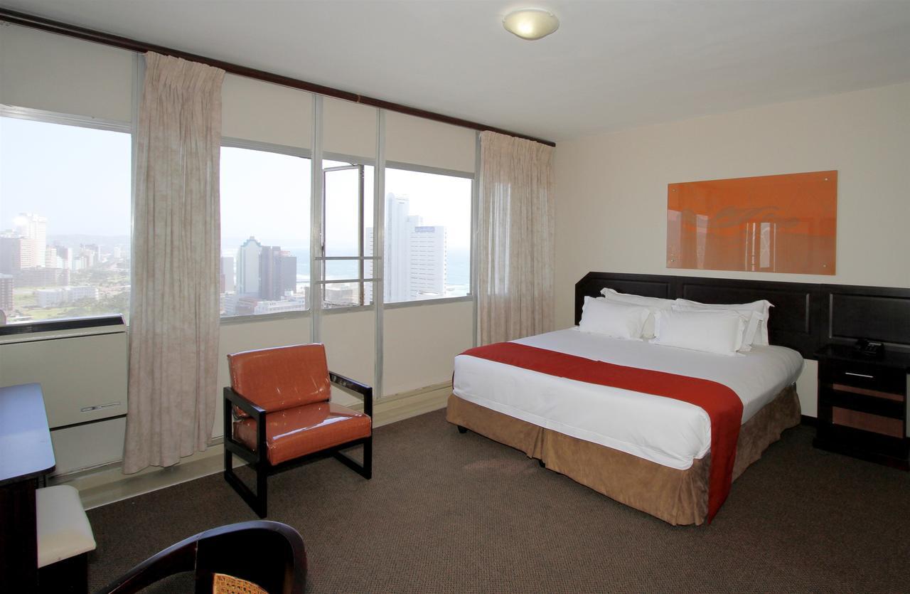 โคสต์แลนด์ เดอร์บัน เซลฟ์ แคเตอริง ฮฮลิเดย์ อพาร์ตเมนต์ เดอร์บัน ซีบีดี Aparthotel ภายนอก รูปภาพ