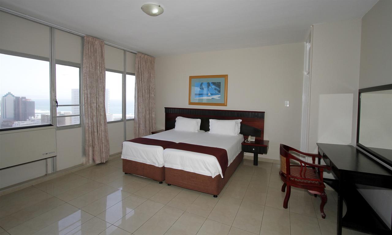 โคสต์แลนด์ เดอร์บัน เซลฟ์ แคเตอริง ฮฮลิเดย์ อพาร์ตเมนต์ เดอร์บัน ซีบีดี Aparthotel ภายนอก รูปภาพ
