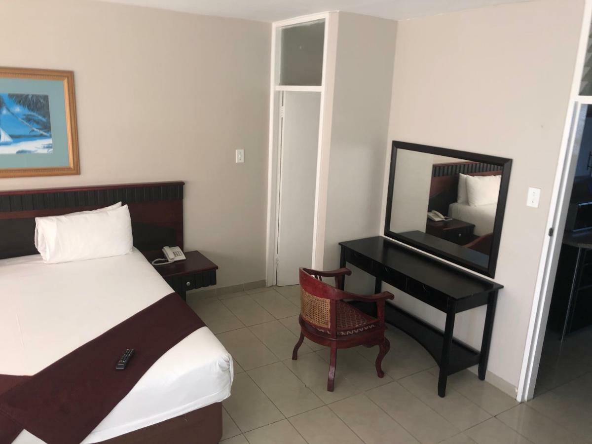 โคสต์แลนด์ เดอร์บัน เซลฟ์ แคเตอริง ฮฮลิเดย์ อพาร์ตเมนต์ เดอร์บัน ซีบีดี Aparthotel ภายนอก รูปภาพ