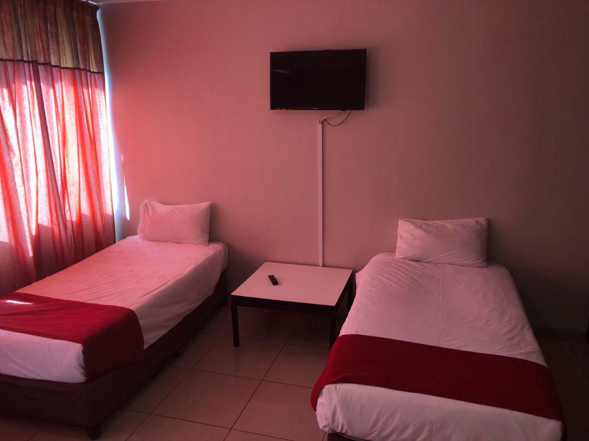 โคสต์แลนด์ เดอร์บัน เซลฟ์ แคเตอริง ฮฮลิเดย์ อพาร์ตเมนต์ เดอร์บัน ซีบีดี Aparthotel ภายนอก รูปภาพ